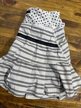 lululemon athletica White and Gray Striped Circle Skirt with Polka Dot Waistband